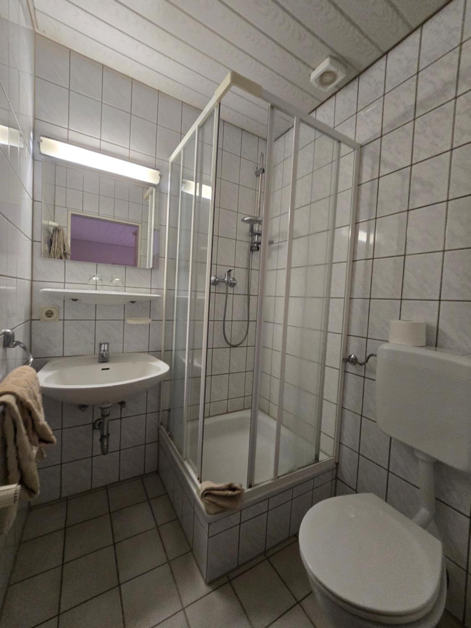 Pension Und Ferienwohnungen Bachmann Wölfersheim Dış mekan fotoğraf