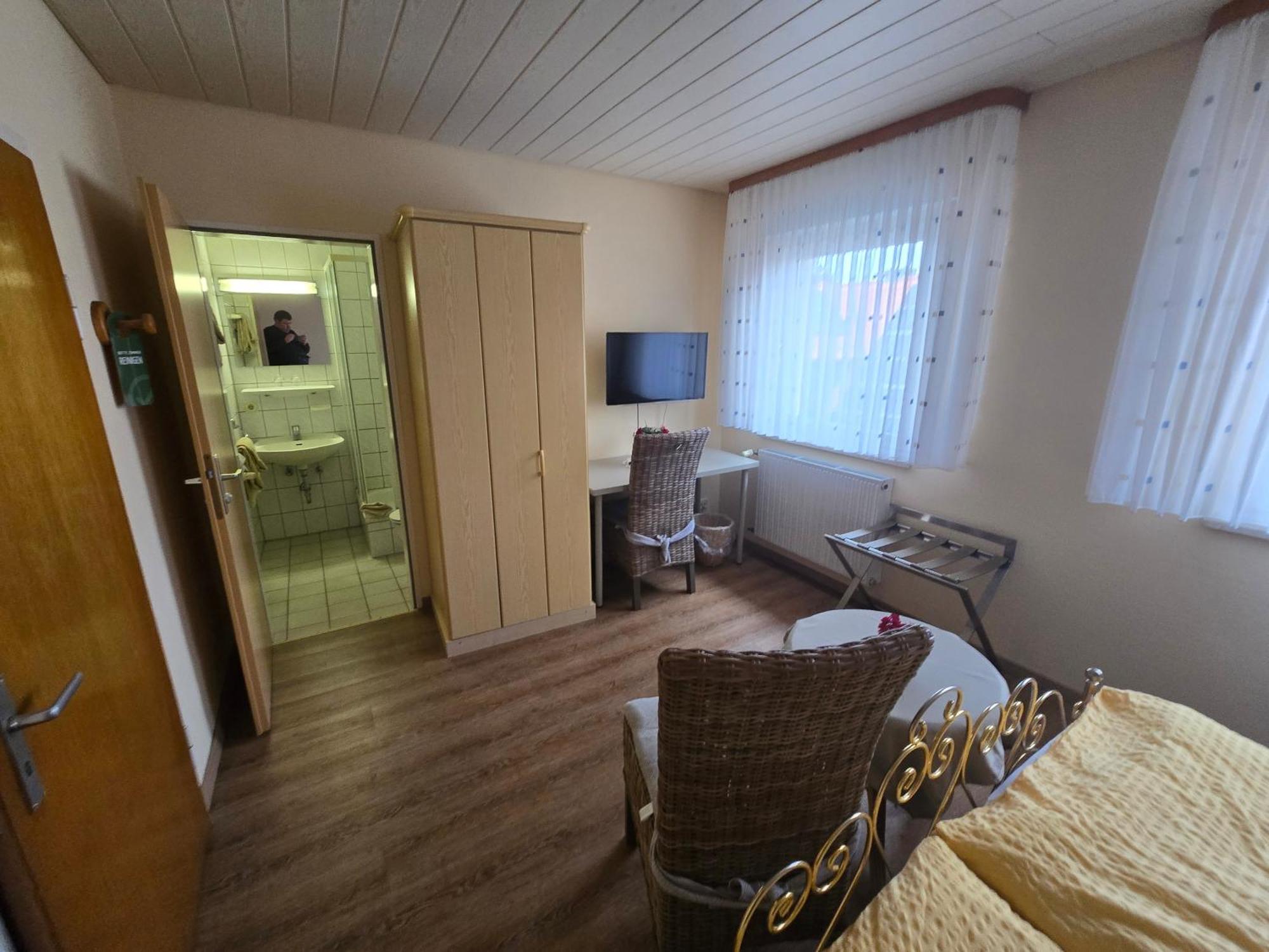 Pension Und Ferienwohnungen Bachmann Wölfersheim Oda fotoğraf