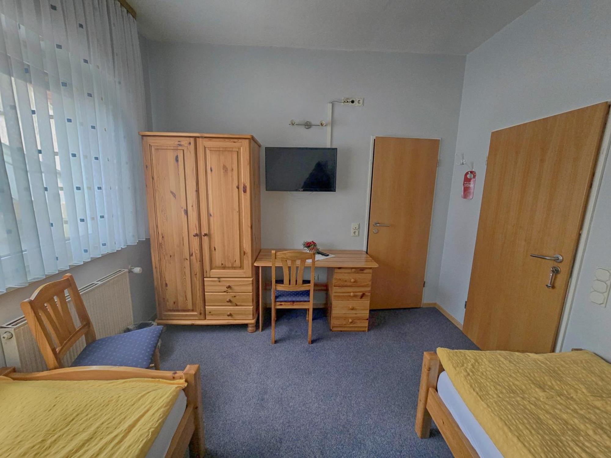 Pension Und Ferienwohnungen Bachmann Wölfersheim Dış mekan fotoğraf